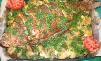 толстолобик в духовке с овощами