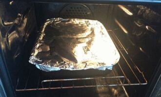 запекание стерляди под фольгой