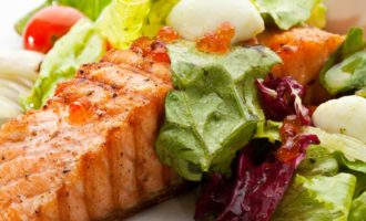 рыба с соусом