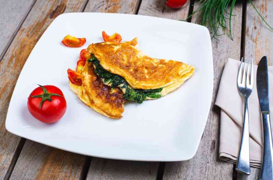 рыба в омлете