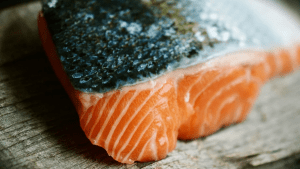 если чешуя отходит от кожицы лосось размораживали