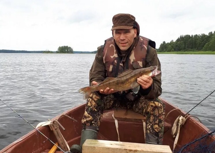 Николай Валуев со своим уловом