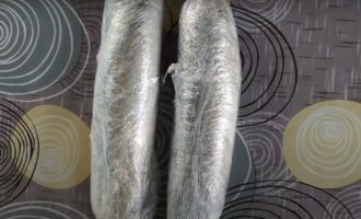 скумбрия в полиэтиленовой пленке