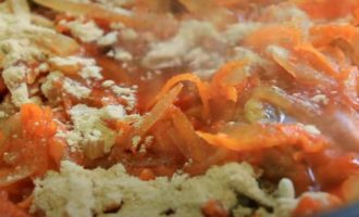 загущение соуса мукой