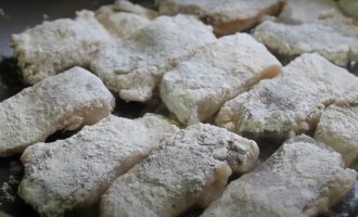 рыба в муке