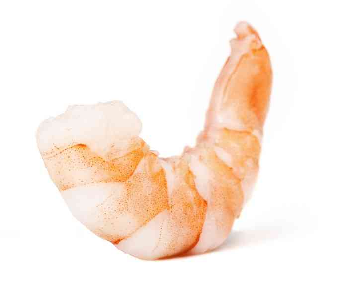 очищенный хвост креветки