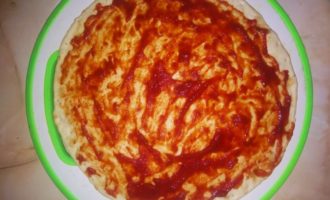 томат на тесте