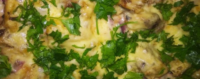 готовая пицца со скумбрией