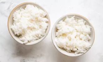 рис в мисках