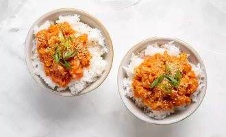 готовый донбури с тунцом