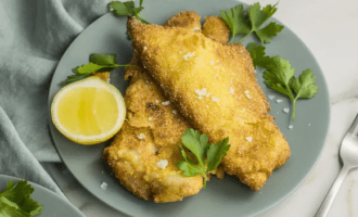 подача камбалы в кляре