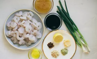 ингредиенты для креветок с медом и чесноком