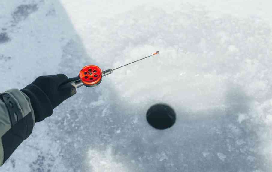 зимняя лунка