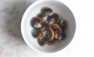 очищение моллюсков от песка