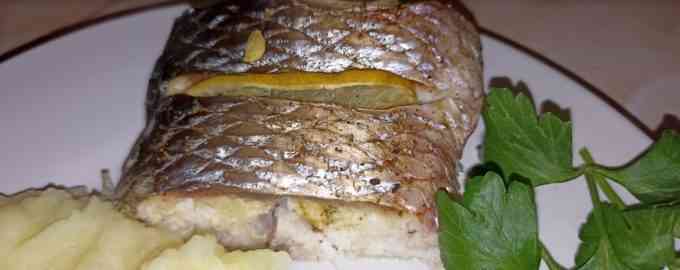 кусочек рыбы