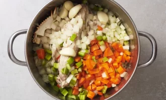 добавляем овощи