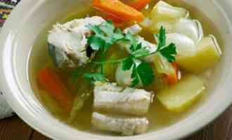 суп с рыбой