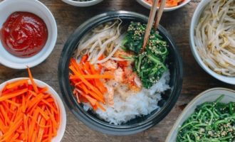 выкладываем кресс-салат