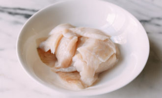 нарезаем рыбу