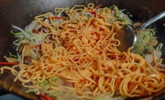 добавляем лингвини