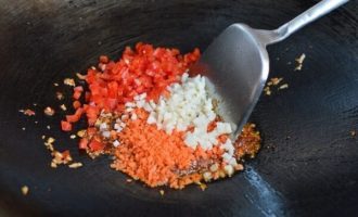 добавляем овощи