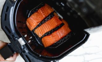 жарим семгу в аэрофритюрнице