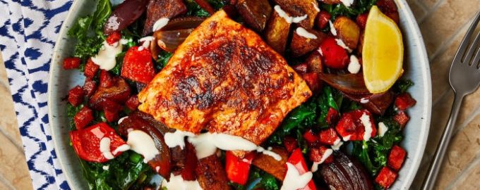 готовая треска с запеченной картошкой