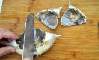 разрезаем панцири