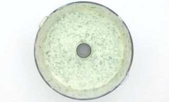 смешиваем соус