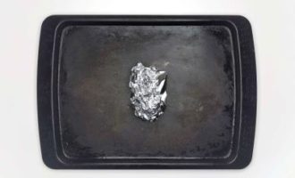 запекаем чеснок