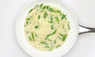 добавляем фасоль