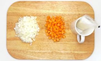 нарезаем овощи