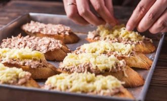 добавляем сыр