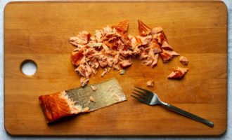 разделываем лосося