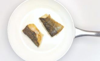 обжариваем хека