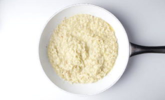 добавляем масло и сок лимона