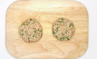 лепим котлеты