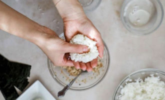 делаем углубление для начинки