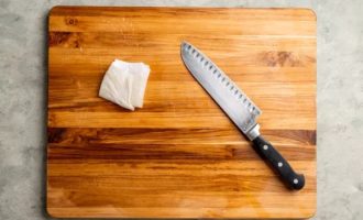 смазываем рабочую поверхность