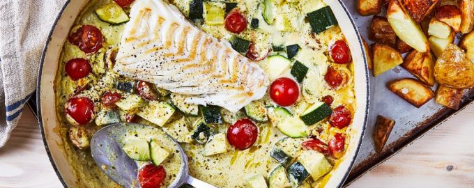 готовая треска с овощами и сыром в духовке