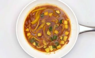 добавляем бульон