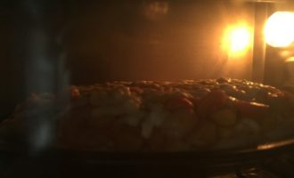 запрекаем пиццу